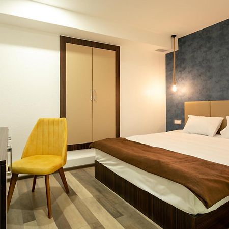 Garden Inn Nizami Hotel Baku Exterior photo