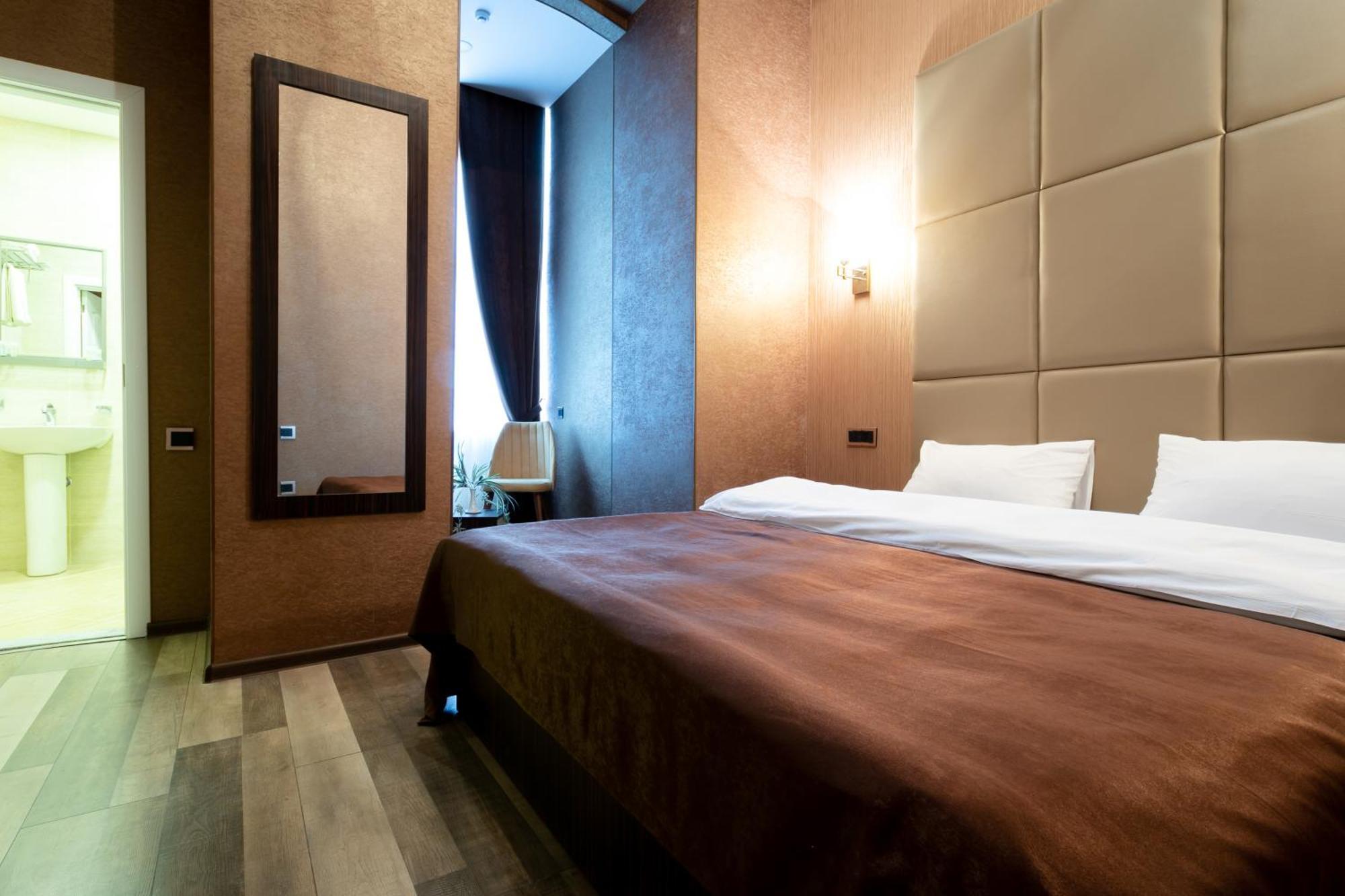Garden Inn Nizami Hotel Baku Exterior photo