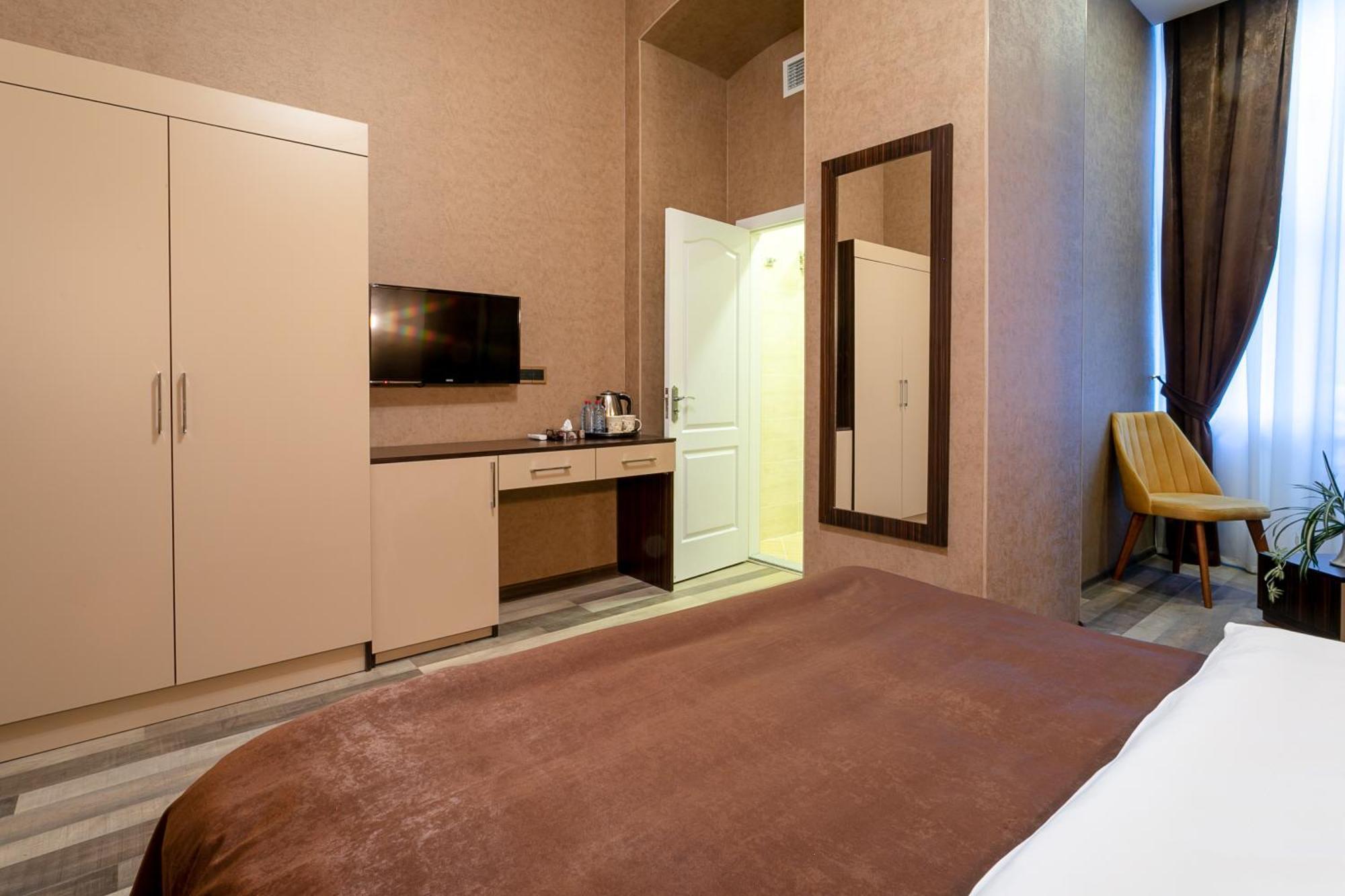 Garden Inn Nizami Hotel Baku Exterior photo